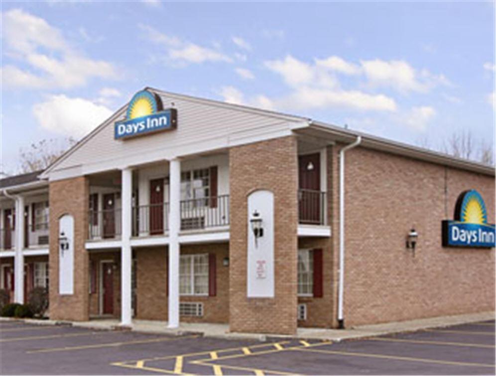 Days Inn Macedonia 外观 照片